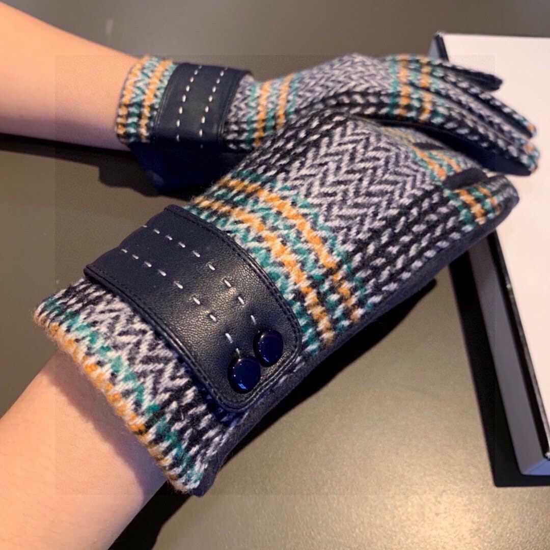 Chanel Gloves