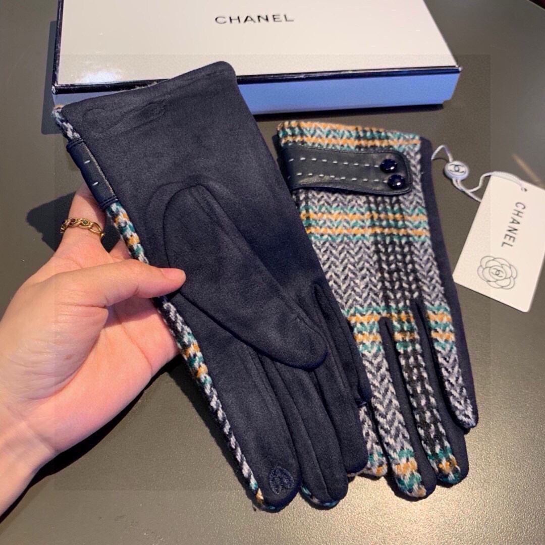 Chanel Gloves