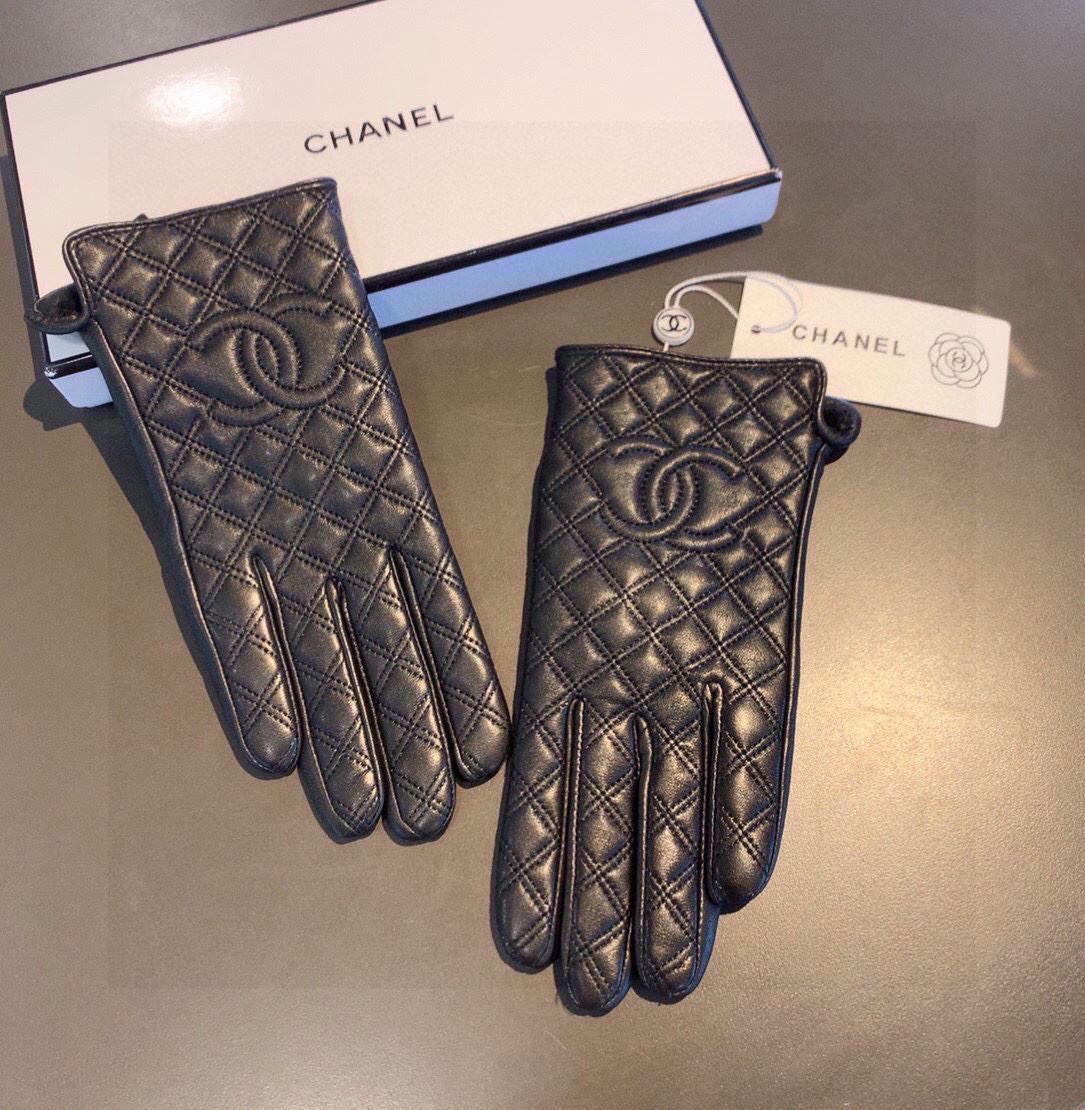 Chanel Gloves