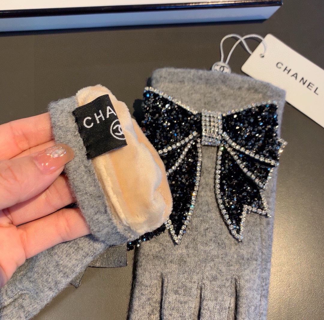 Chanel Gloves