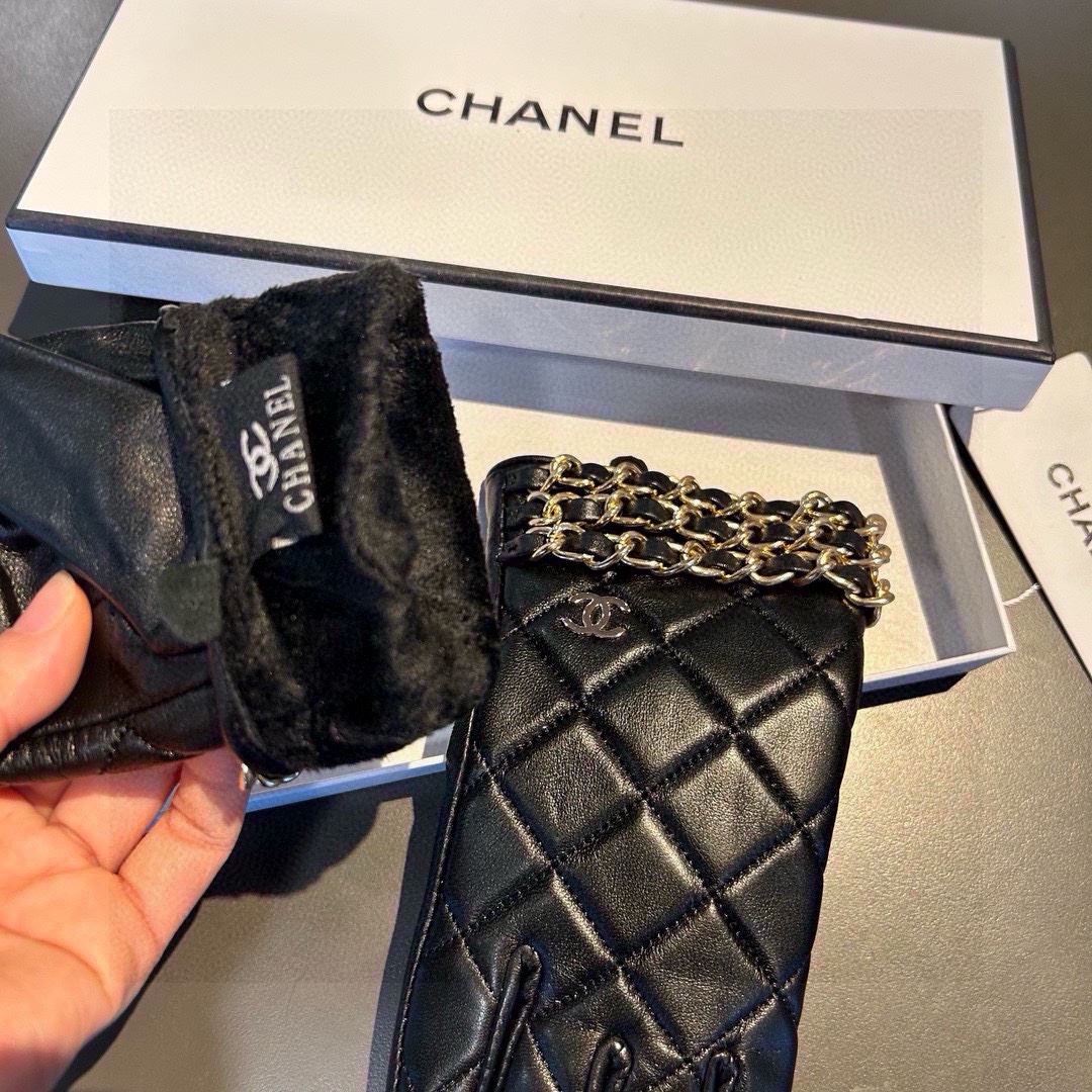 Chanel Gloves