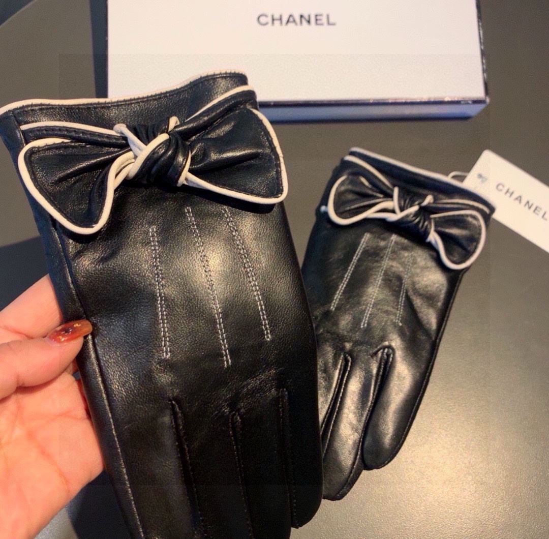 Chanel Gloves