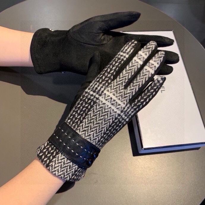 Chanel Gloves