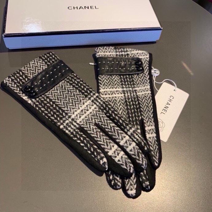 Chanel Gloves