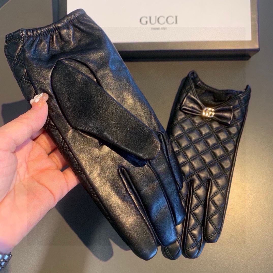 Gucci Gloves