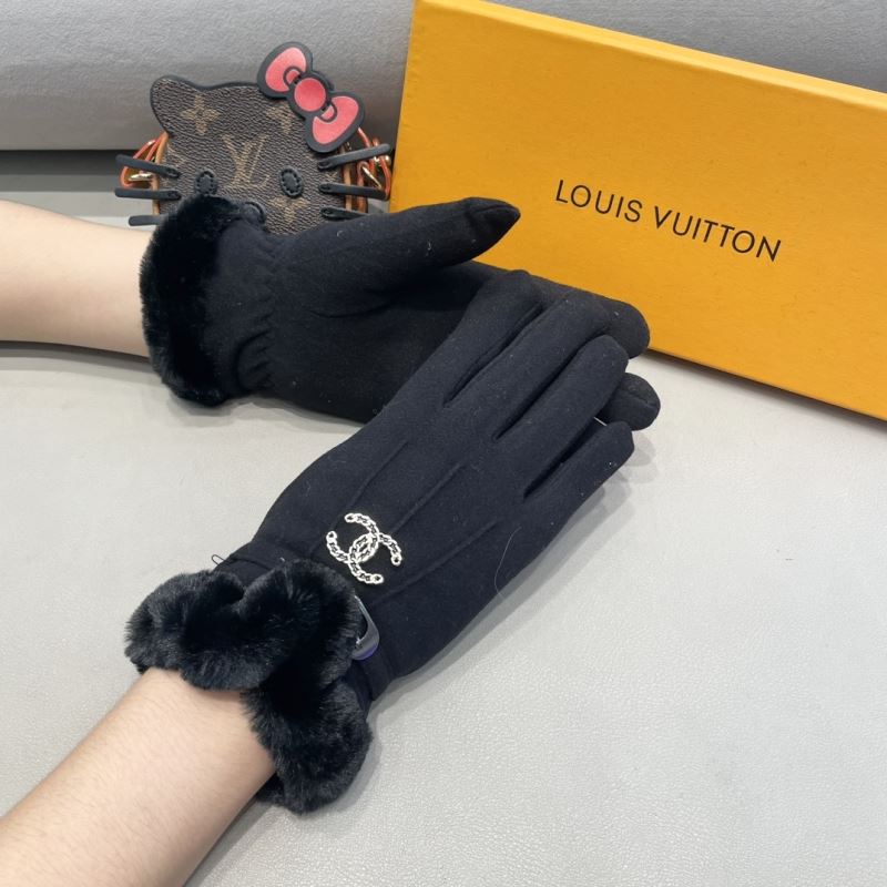 Chanel Gloves