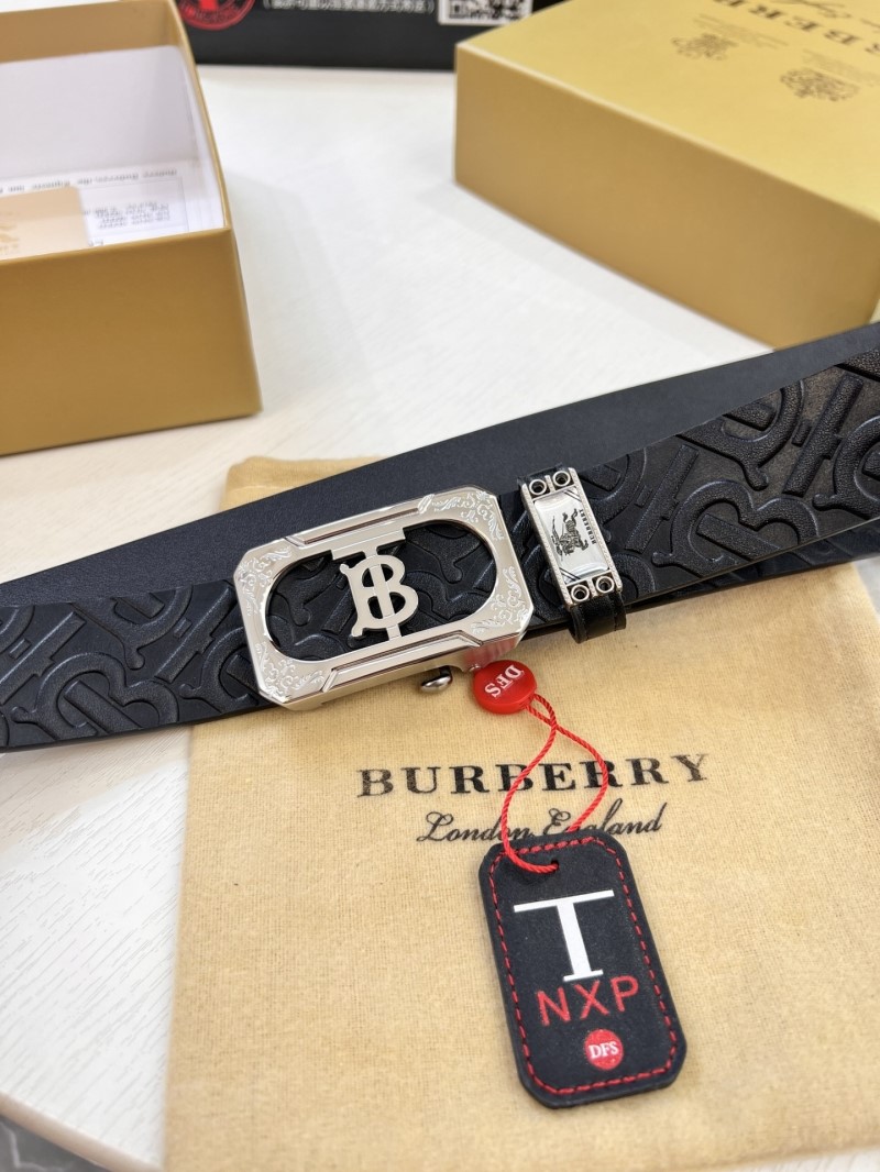 BURBERRY Belts