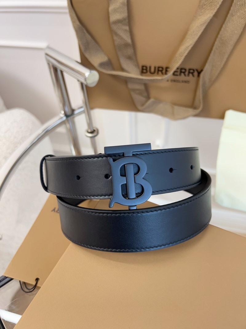 BURBERRY Belts