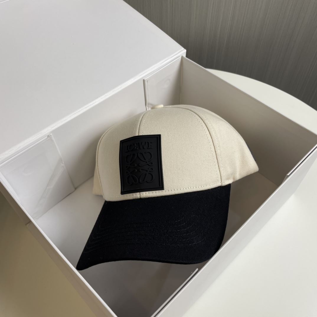 Loewe Caps