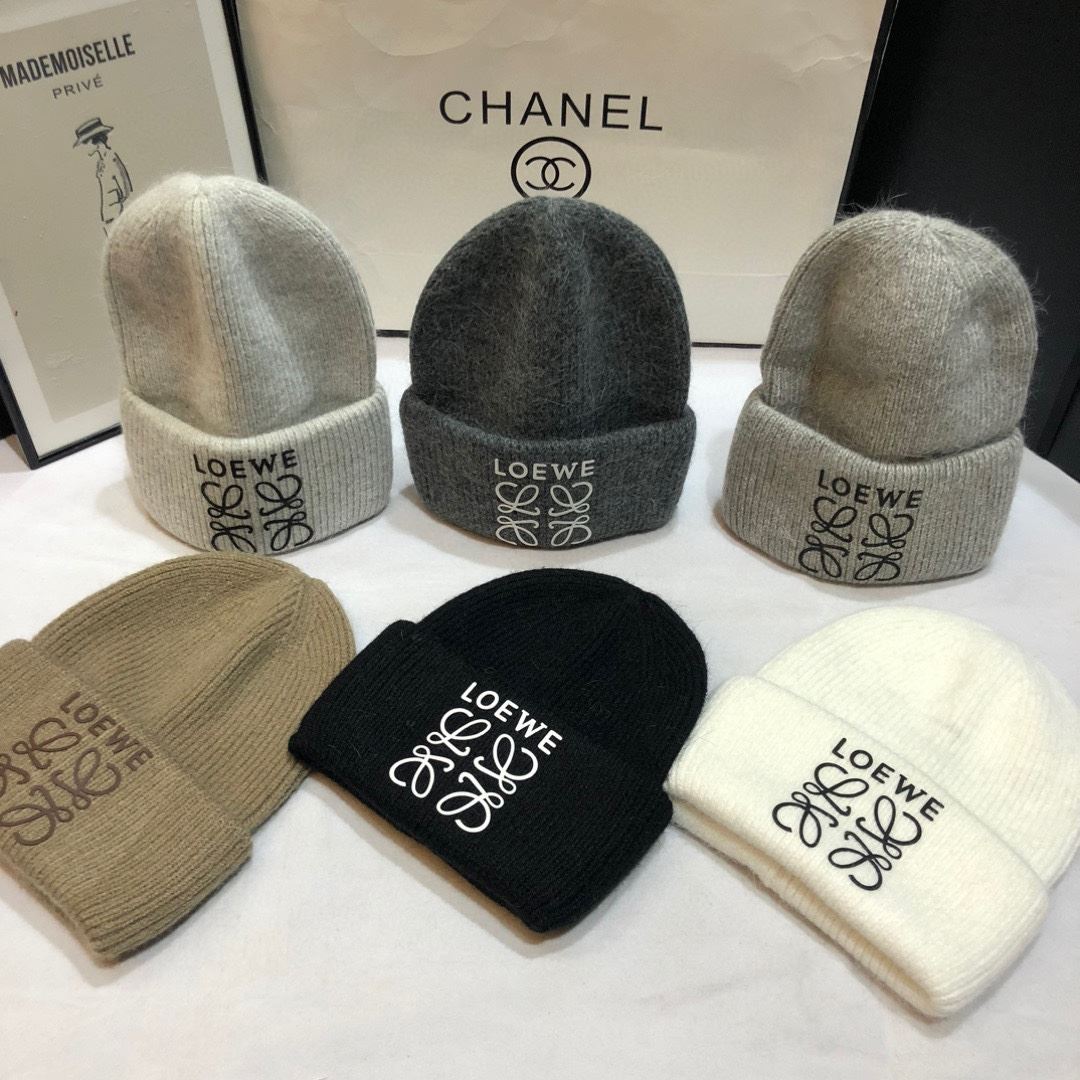 Loewe Caps