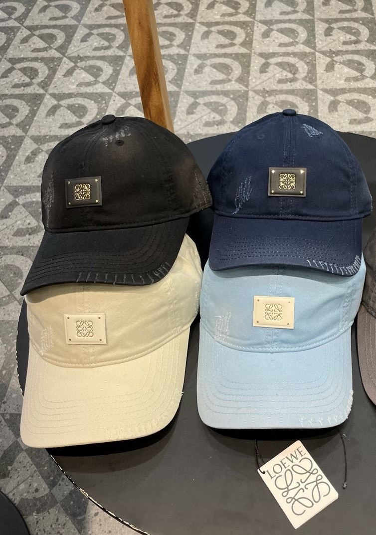 Loewe Caps