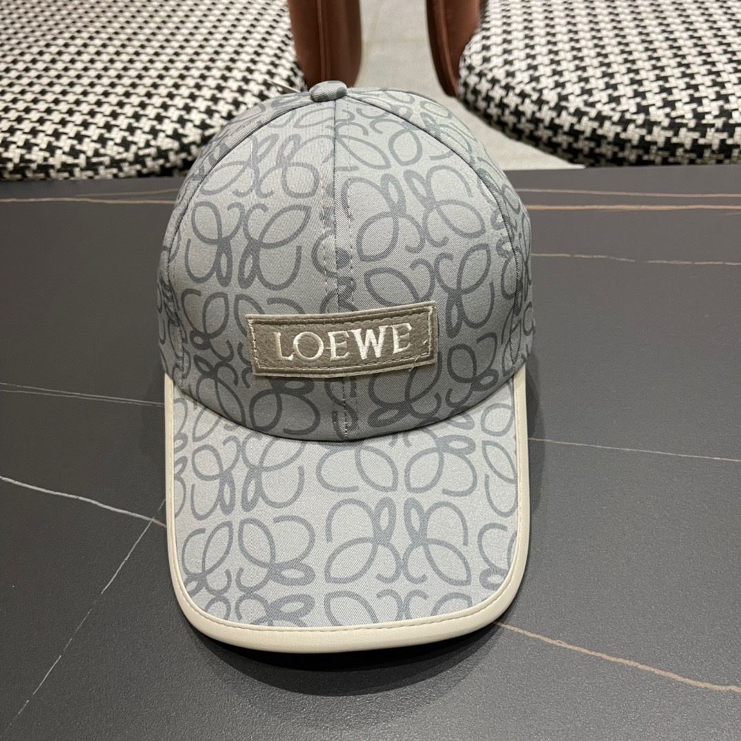 Loewe Caps