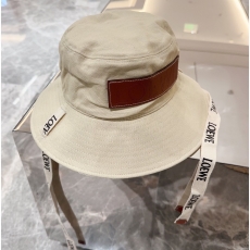 Loewe Caps