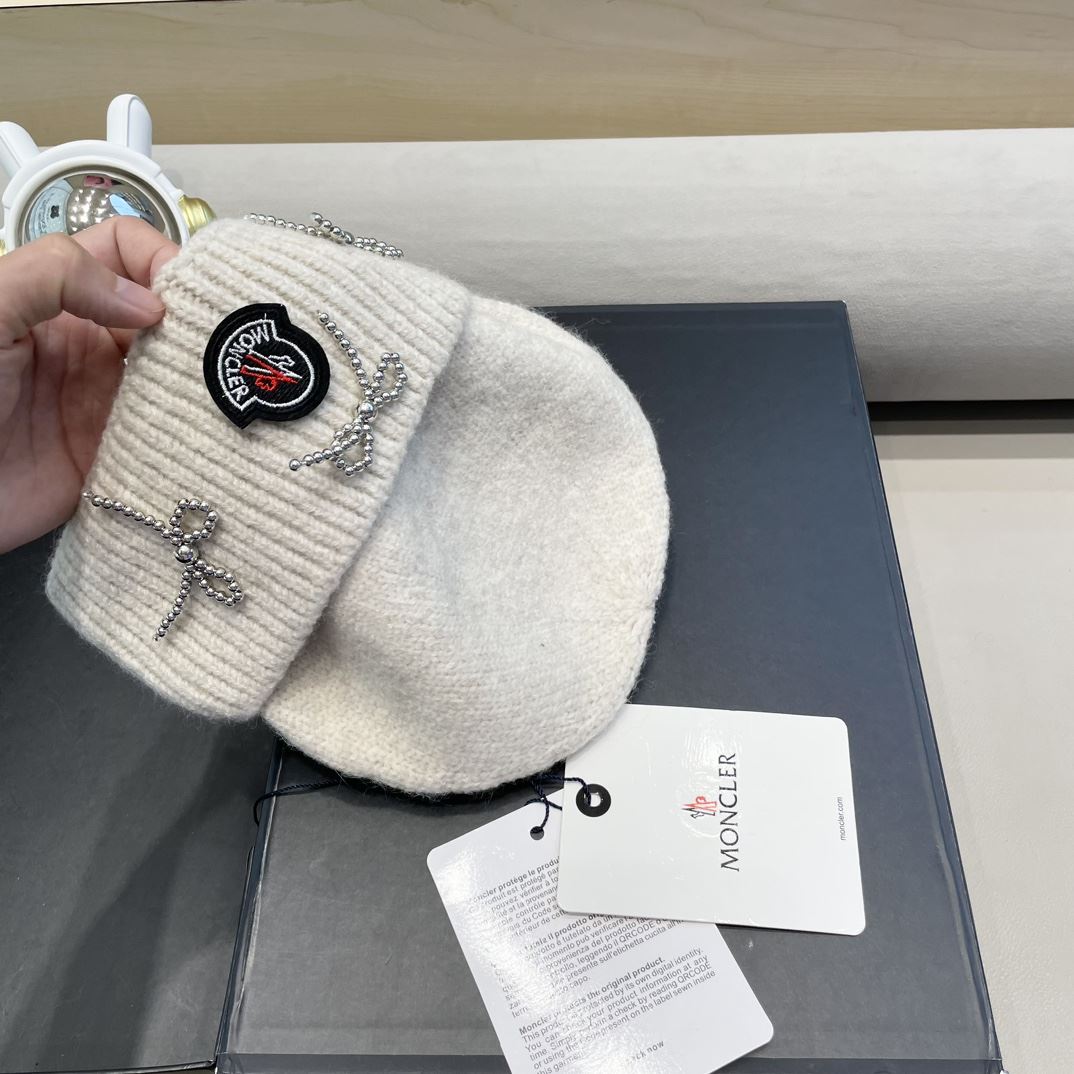 Moncler Caps