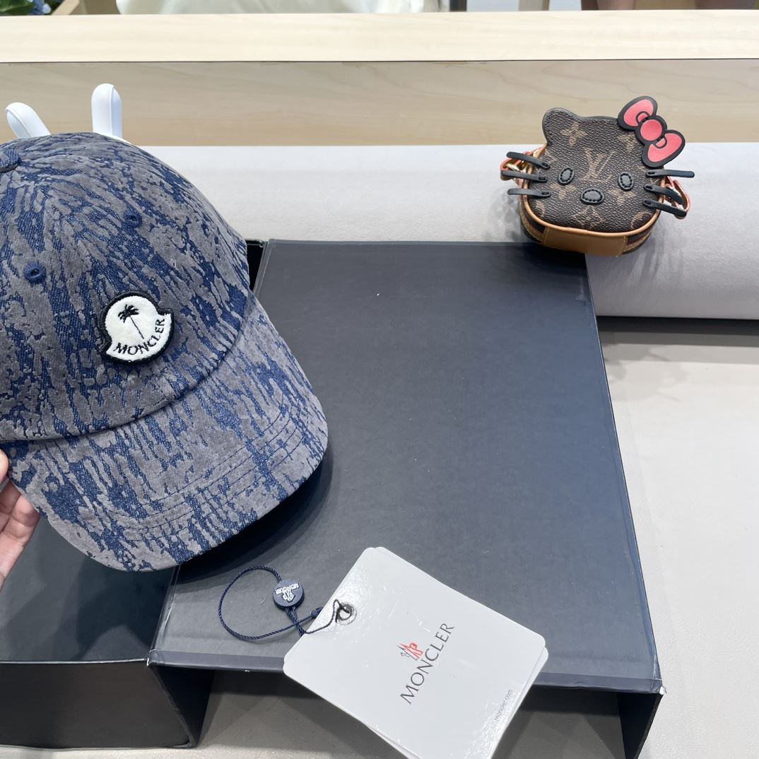 Moncler Caps