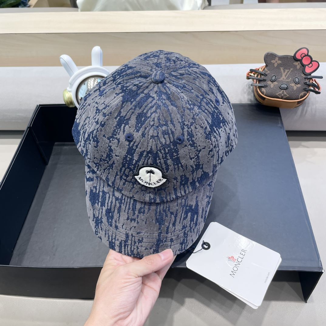 Moncler Caps