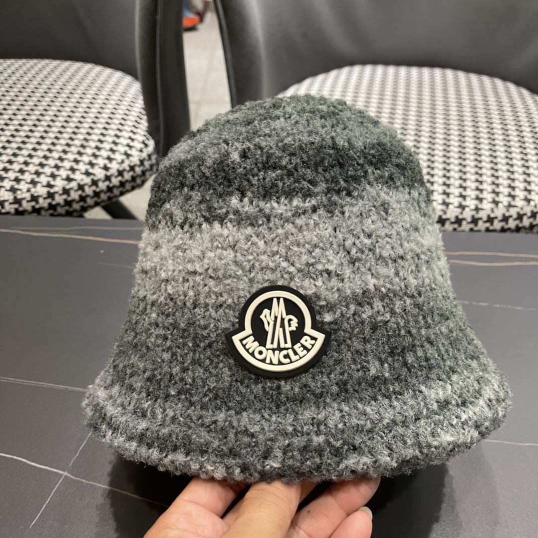 Moncler Caps