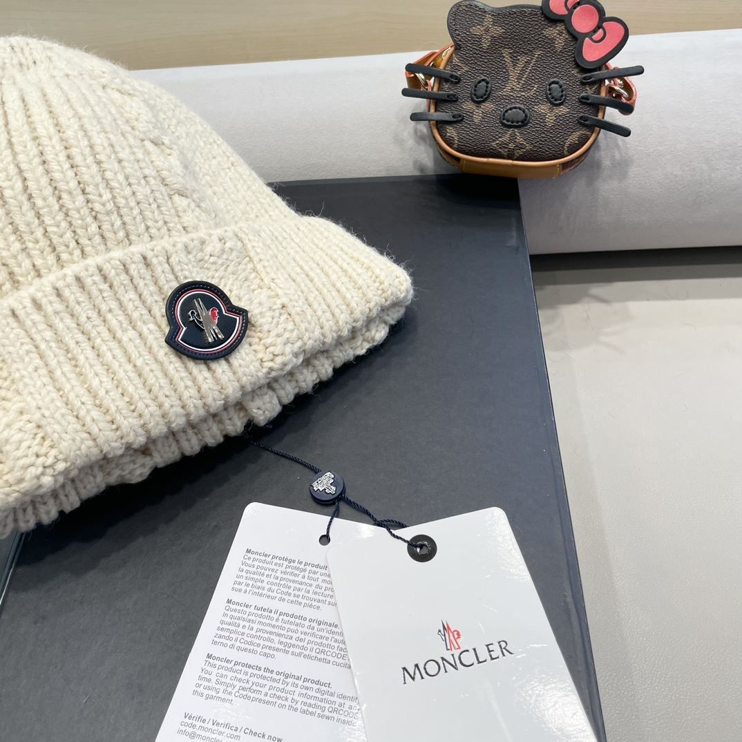 Moncler Caps