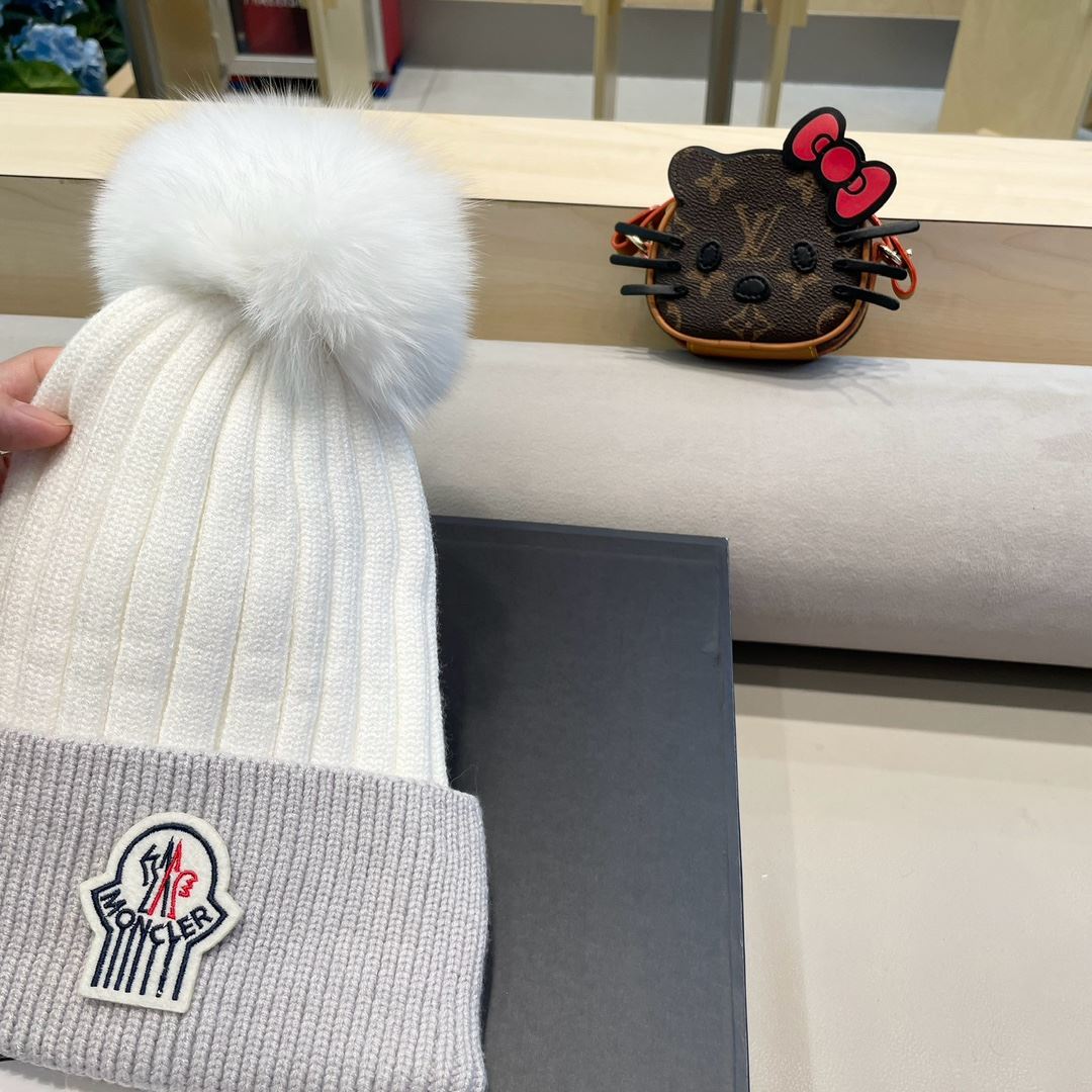 Moncler Caps