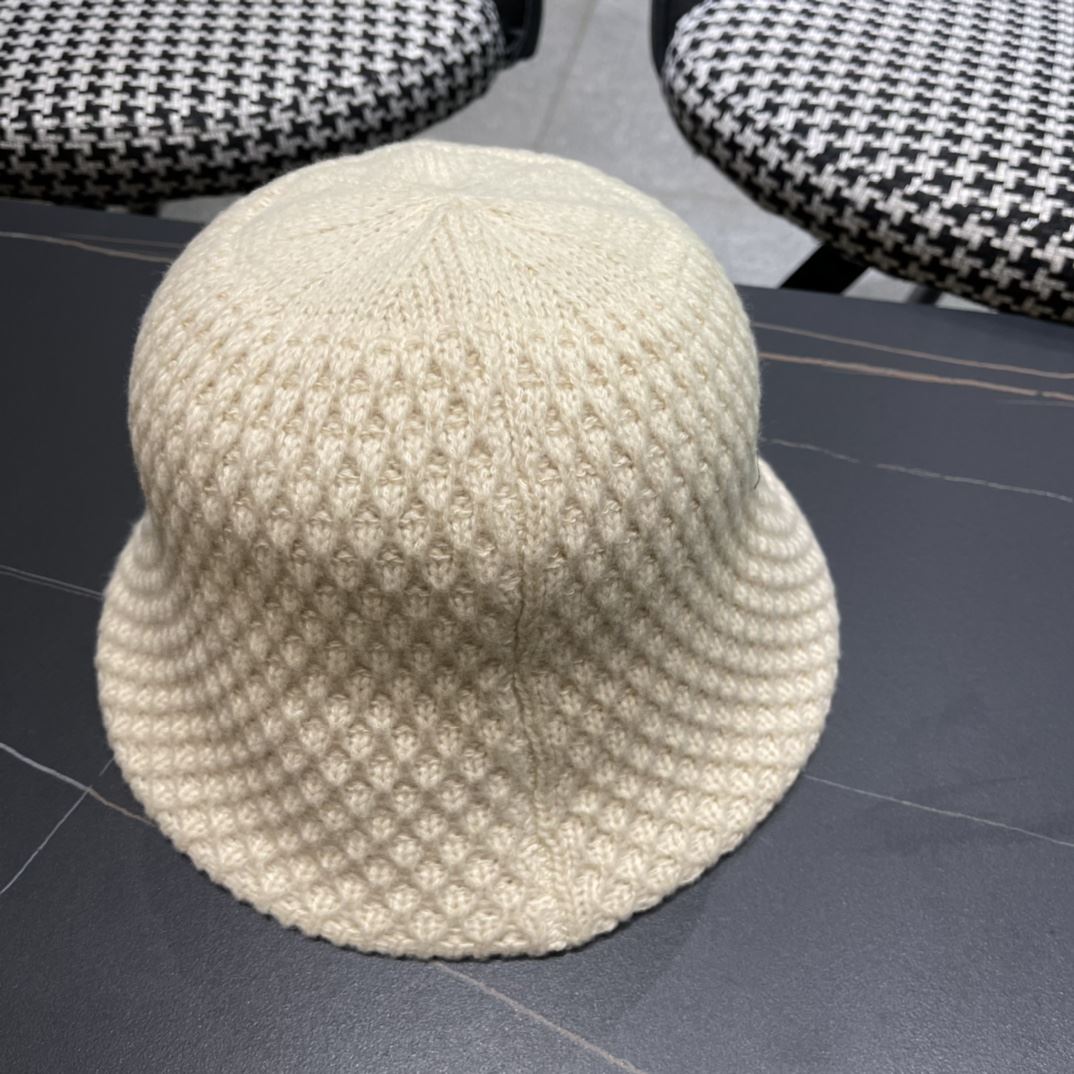 Moncler Caps