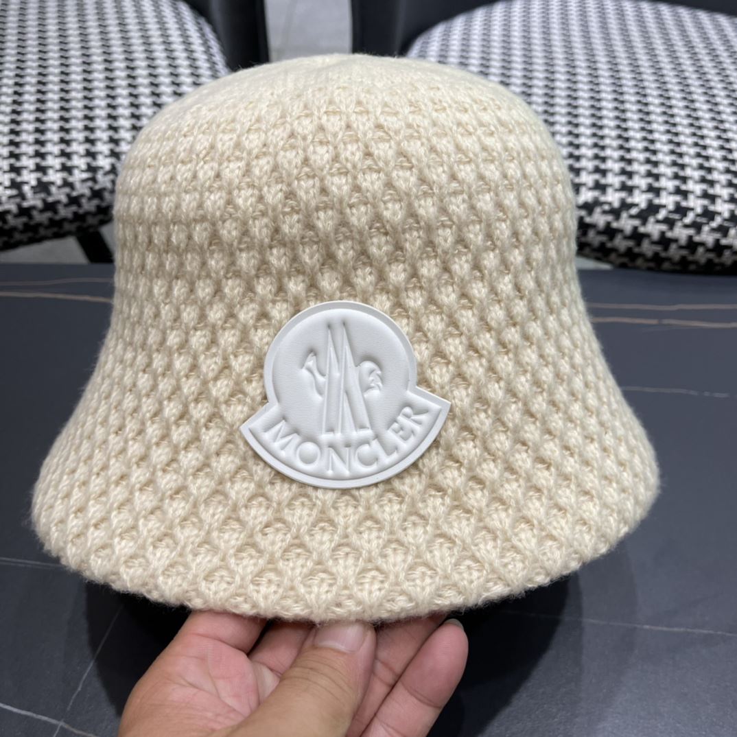 Moncler Caps