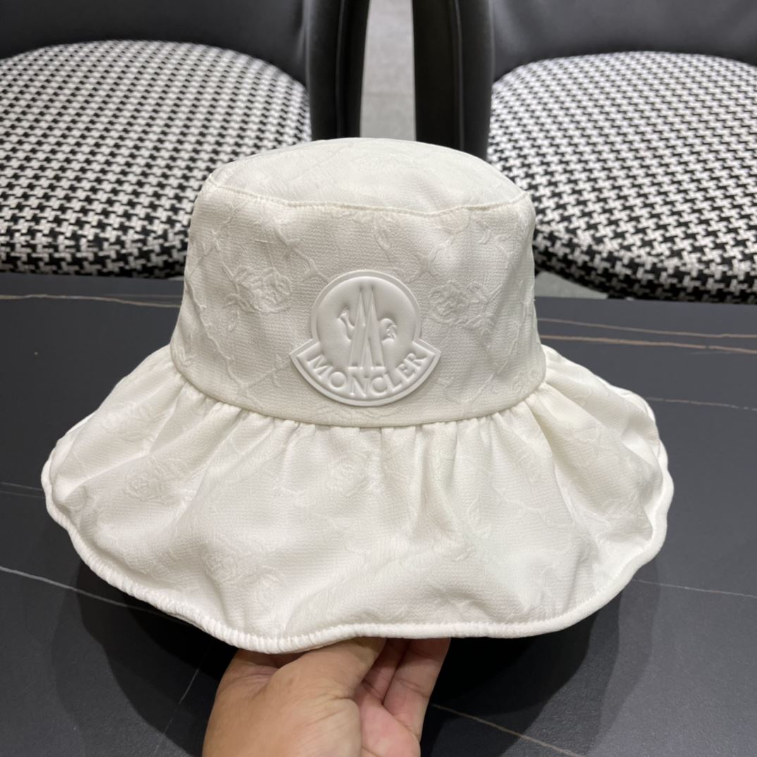 Moncler Caps