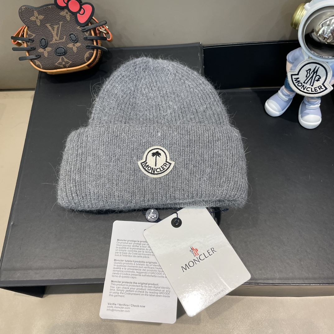 Moncler Caps