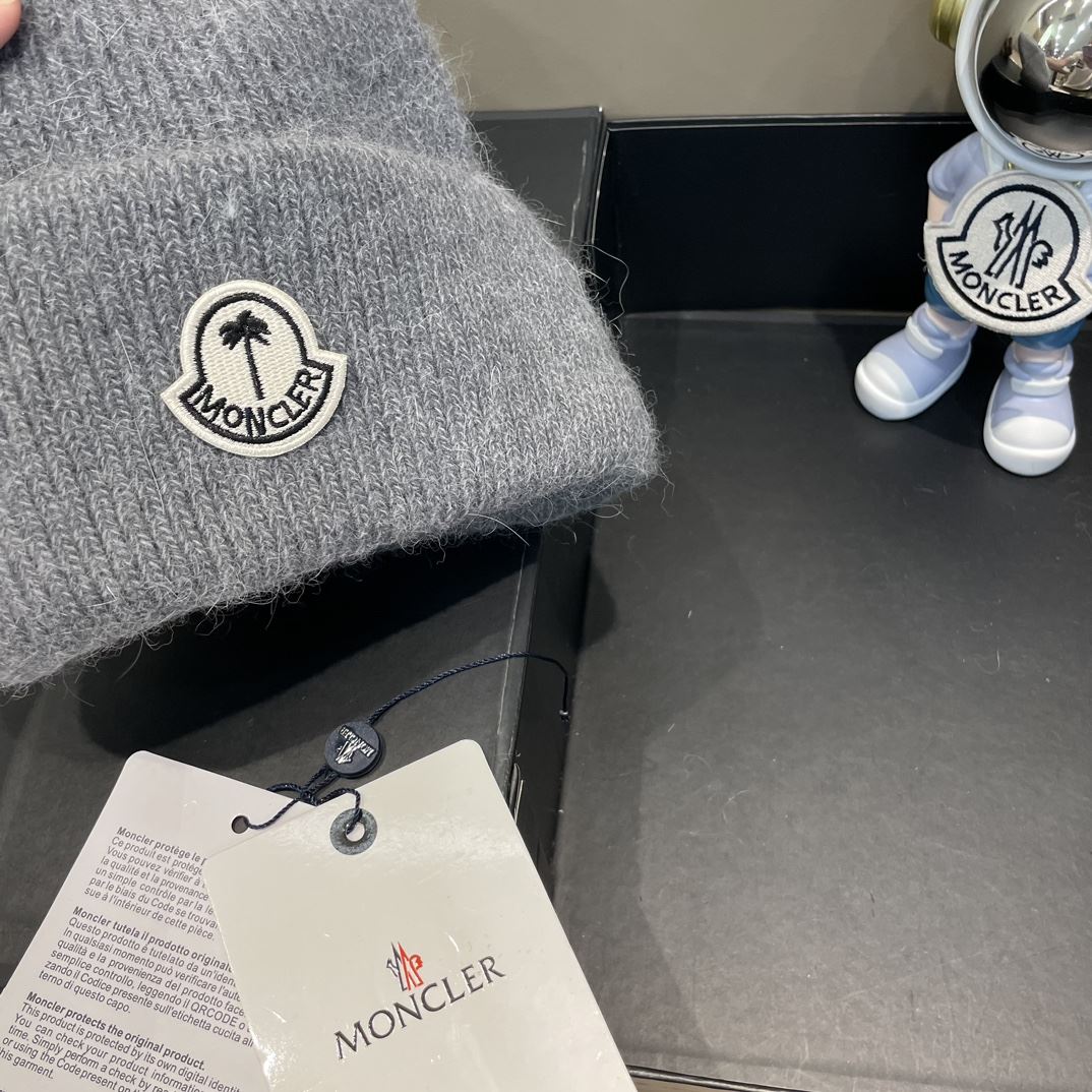 Moncler Caps