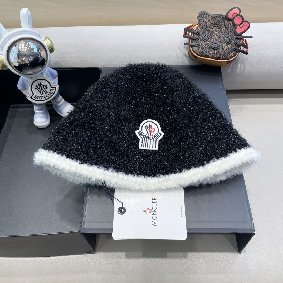 Moncler Caps