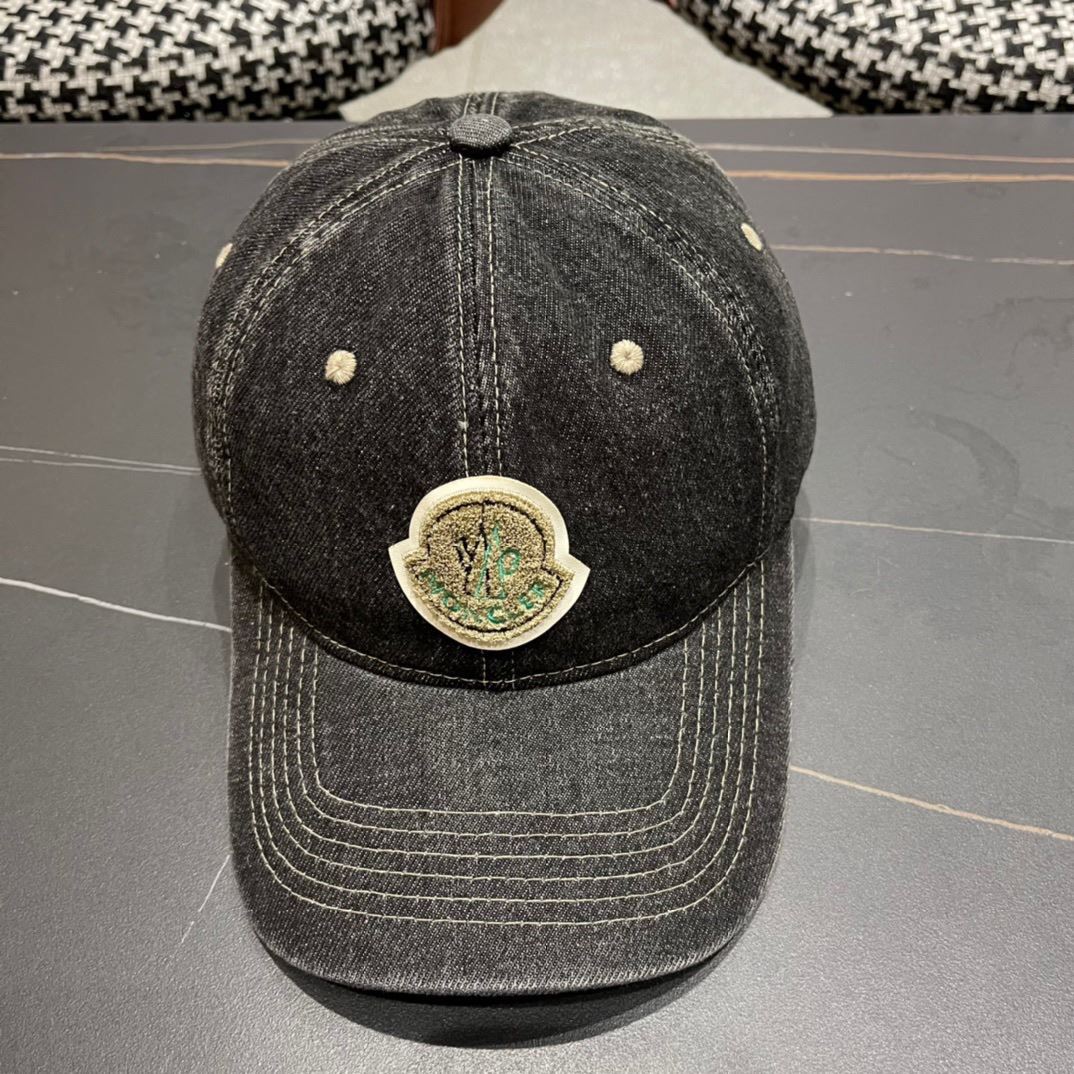 Moncler Caps