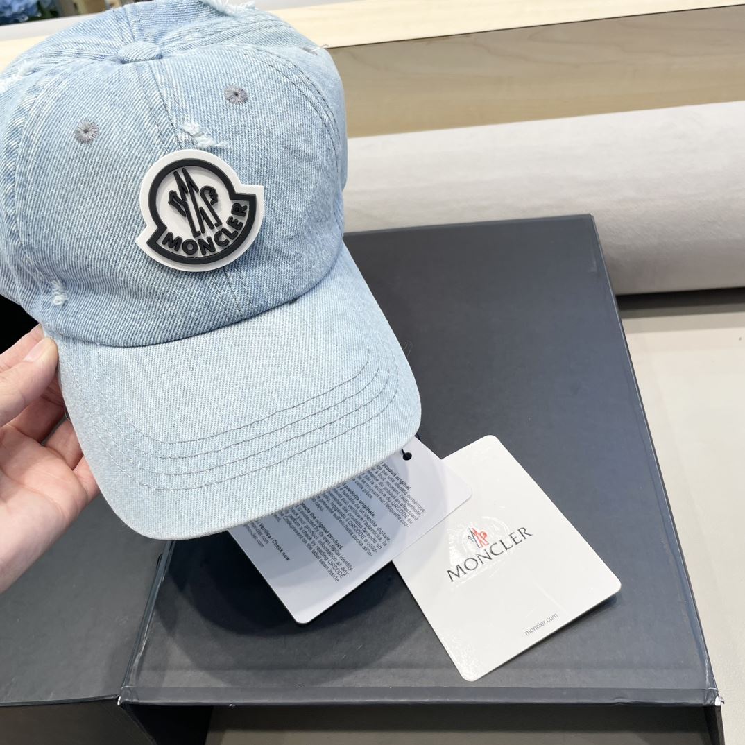 Moncler Caps