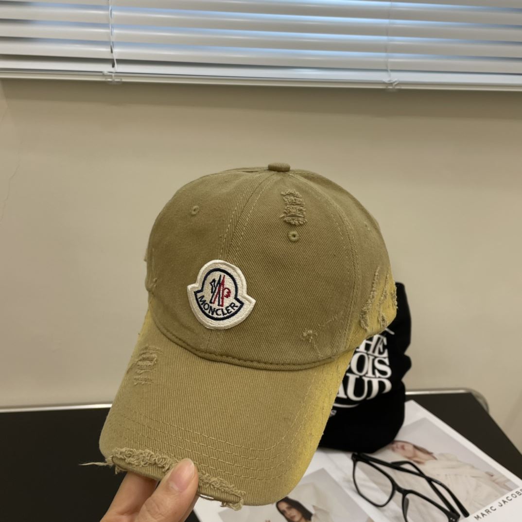 Moncler Caps