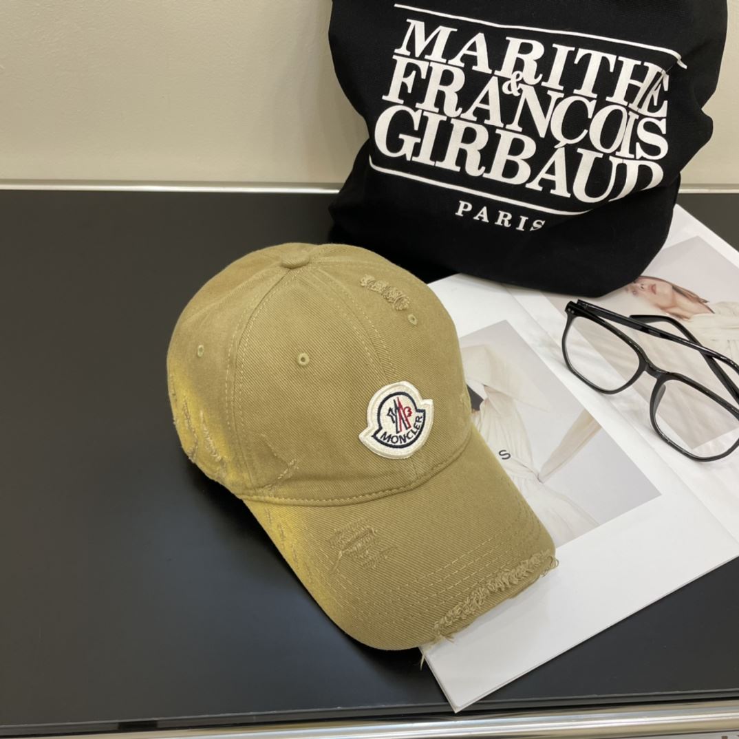 Moncler Caps