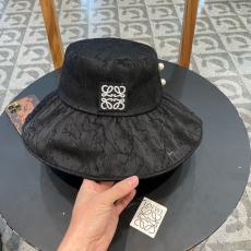 Loewe Caps