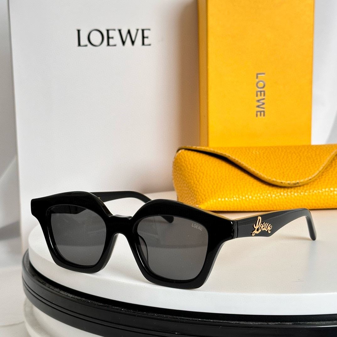 Loewe Sunglasses