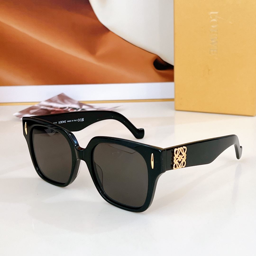 Loewe Sunglasses