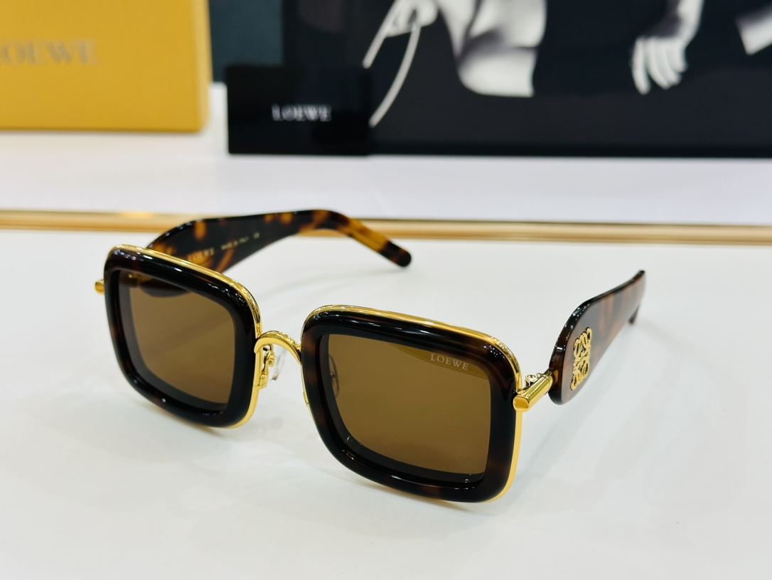 Loewe Sunglasses