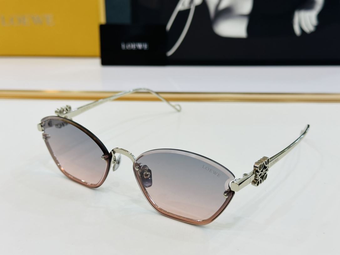 Loewe Sunglasses