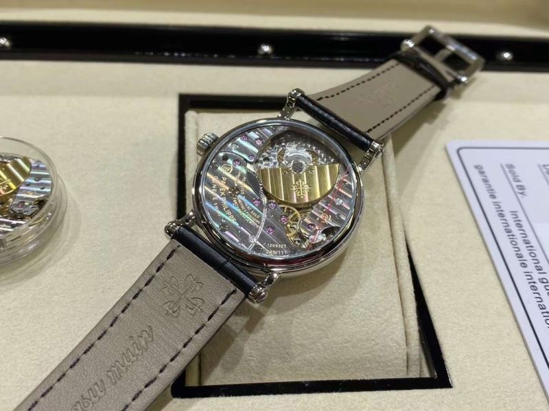 CARTIER Watches